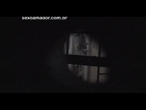 ❤️ Blondie és gravada en secret per un voyeur del barri amagat darrere de maons buits ☑ Vídeo porno a nosaltres ca.milfnut-net.ru